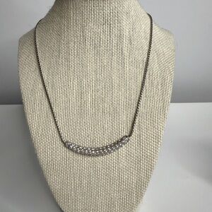 🚨3 for $15🚨 Elegant Silver Tone Necklace with Rhinestones